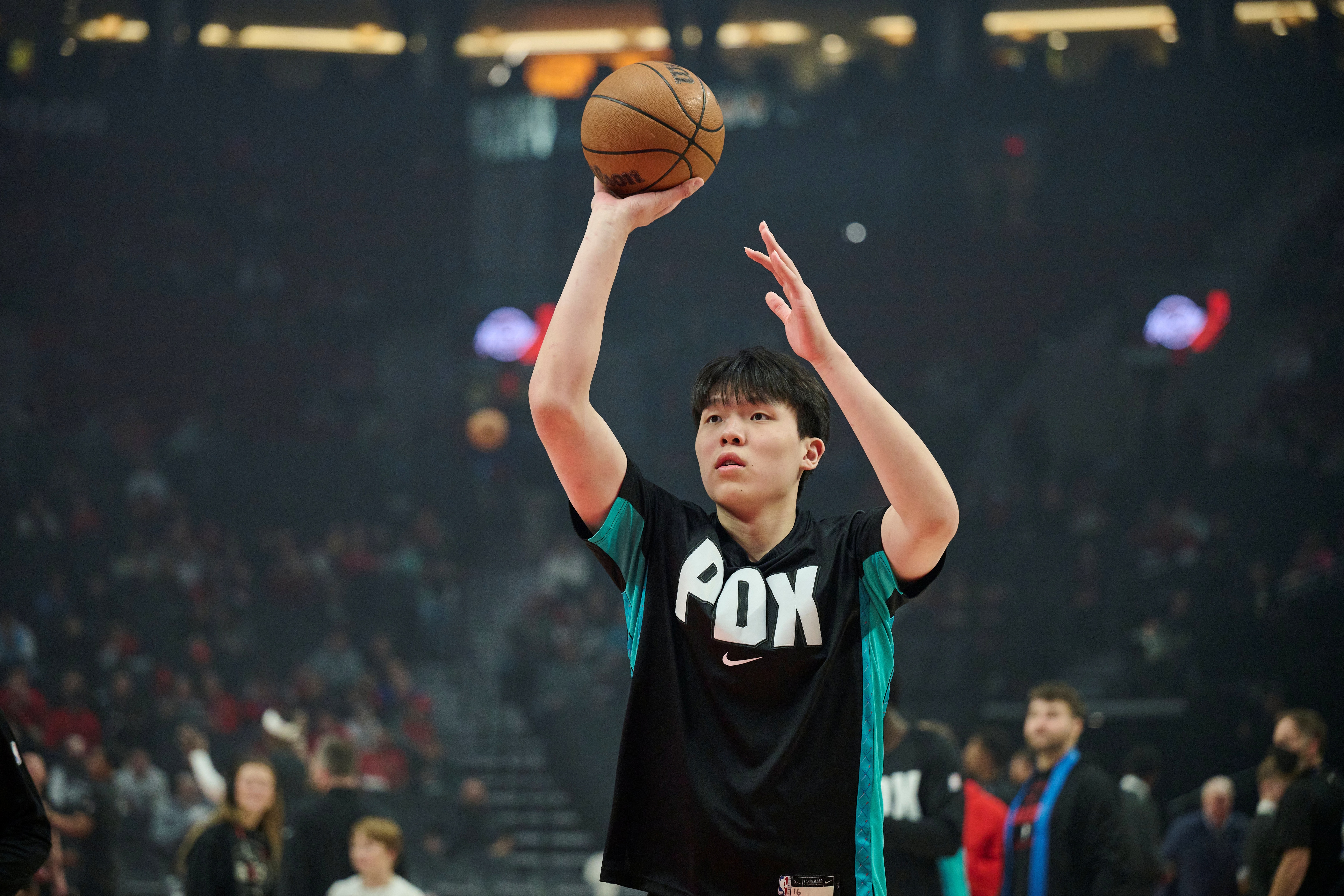 世界杯手机观看app下载-没有获得上场时间！开拓者10人轮换 杨瀚森枯坐一整场冷板凳