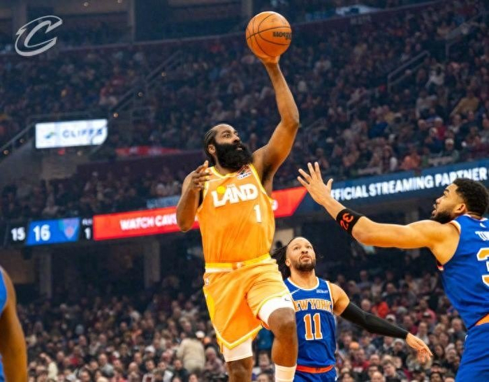 世界杯客户端升级说明-带队6胜1负!成骑士历史第一,哈登影响力真大,米切尔也把话挑明|詹姆斯·哈登|克利夫兰骑士队|米切尔-罗宾逊|多诺万-米切尔|纽约尼克斯队_新浪体育_新浪新闻